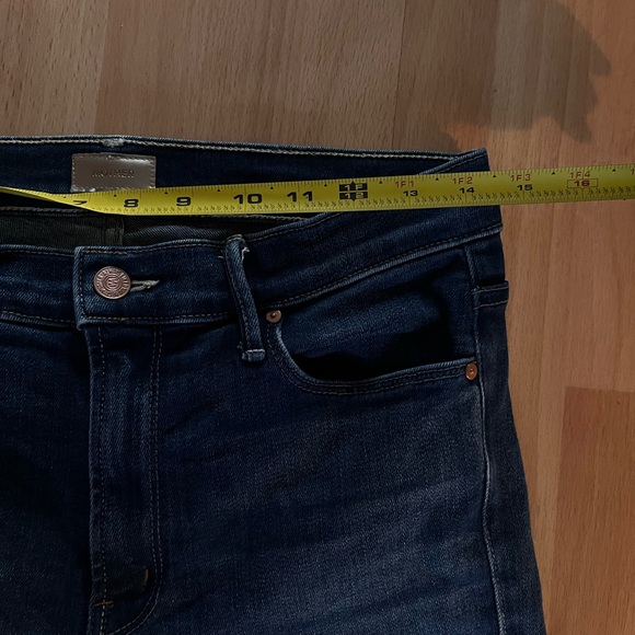 Classic Blue Flared Women Jeans - Picture 7 of 8